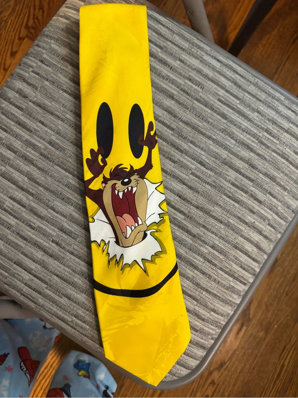Warner Bros. Yellow Looney Tunes Character Tie